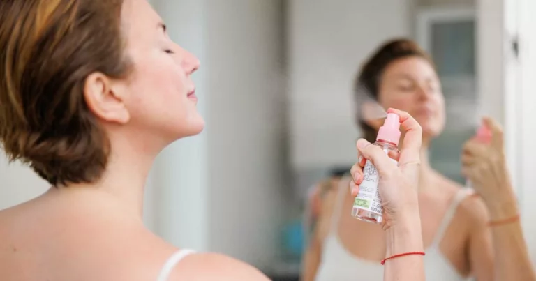 Achieve AllDay Glam with This 11 CelebrityApproved Setting Mist