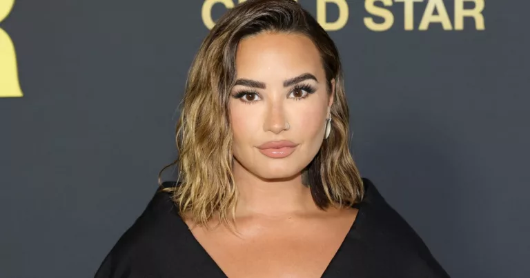 Demi Lovatos Elegant Wedding Nails Chic and Affordable Polish Under 20