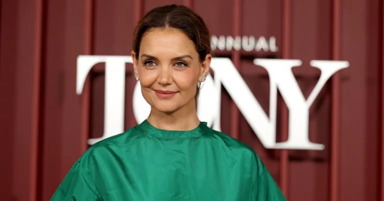 Katie Holmes Summer MustHave The Butter Yellow Tote for 18