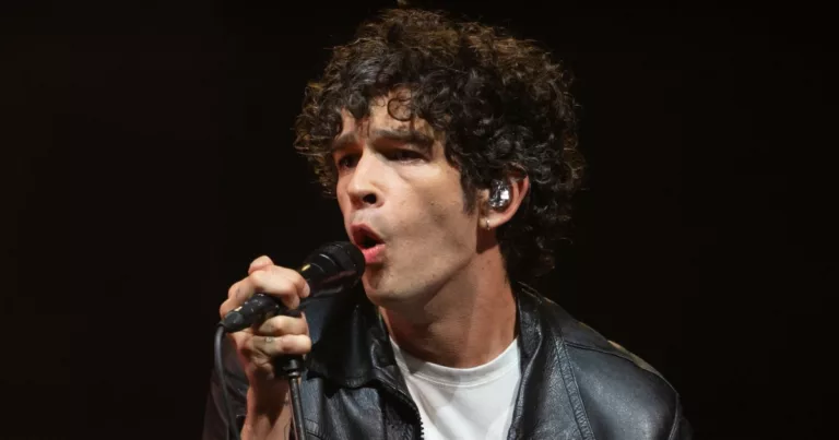 Matty Healys Emotional Moment at Glastonbury Festival