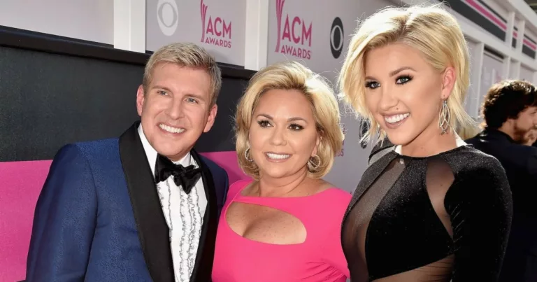 Savannah Chrisley Reflects on Parents Struggles Before Pardon