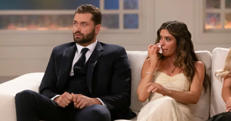 Taylor Frankie Paul Speculates on Ex Dakota Mortensens Secret Life